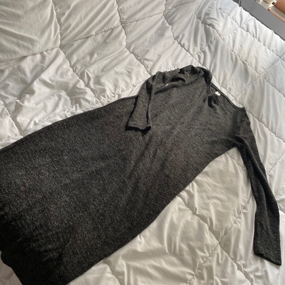 Like New Heather Gray Bodycon Midi Pencil dress